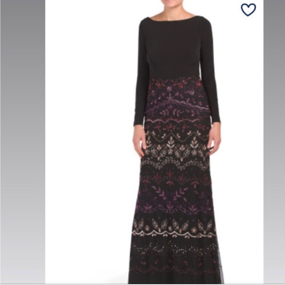 Elegant Black and Gray Tiered Long Sleeve Gown for Weddings